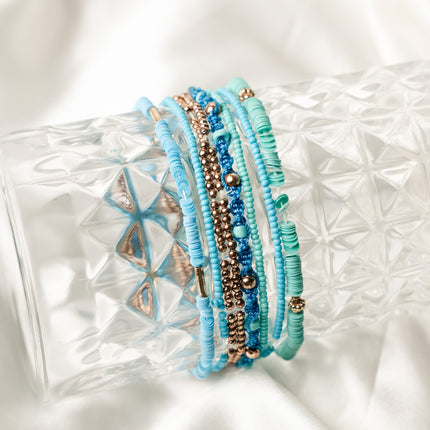 turquoise-beaded-stackable-bracelet-set-blue-gold-minimal_jpg_9b2dfca6-c999-497b-86c5-6a983ce4d078 - HASHTACK hashtack.in